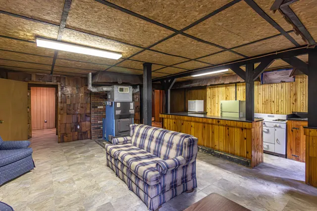 $359,000 | 14108 Fall Lake Road, Ely, MN 55731