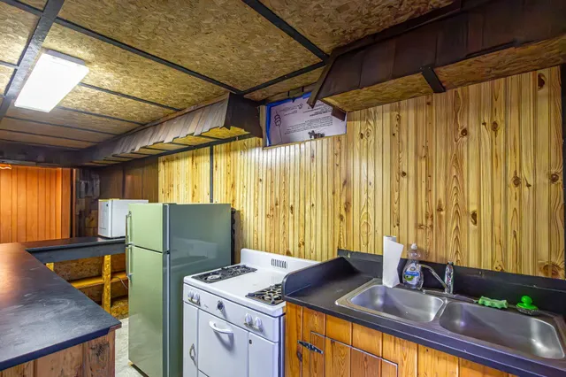 $359,000 | 14108 Fall Lake Road, Ely, MN 55731