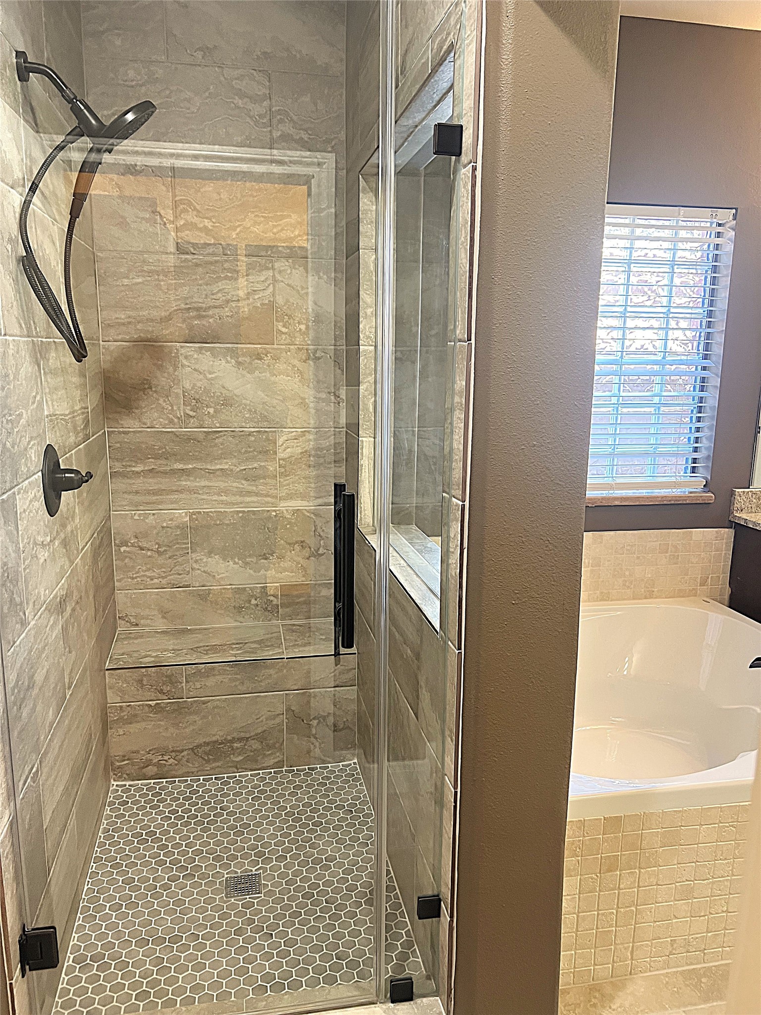 12434 Fossil Point Lane Humble, TX 77346 - Photo 18 of 50