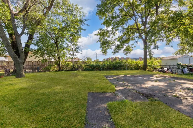 $2,100 | 2859 Stafford Drive, Markham, IL 60428