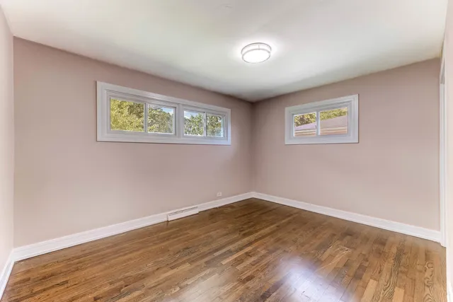 $2,100 | 2859 Stafford Drive, Markham, IL 60428