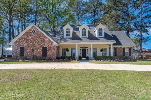 $709,000 | 6521 North Lakeshore Drive, Shreveport, LA 71107