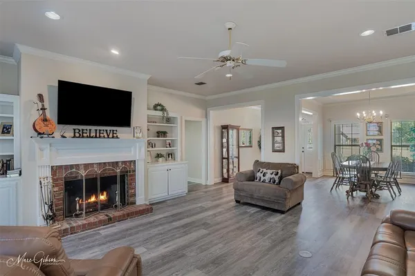 $709,000 | 6521 North Lakeshore Drive, Shreveport, LA 71107