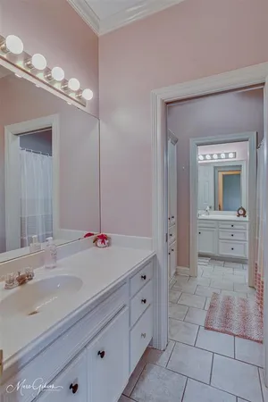 $709,000 | 6521 North Lakeshore Drive, Shreveport, LA 71107