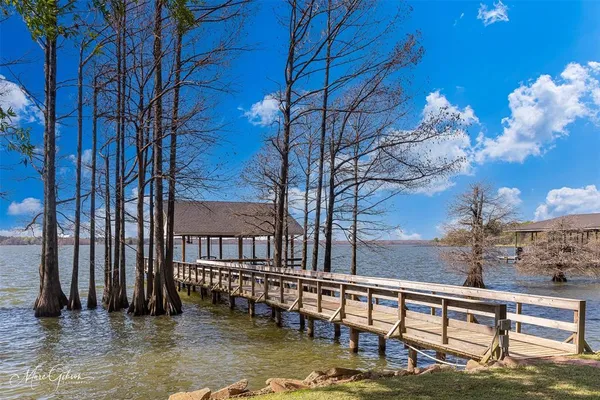 $709,000 | 6521 North Lakeshore Drive, Shreveport, LA 71107