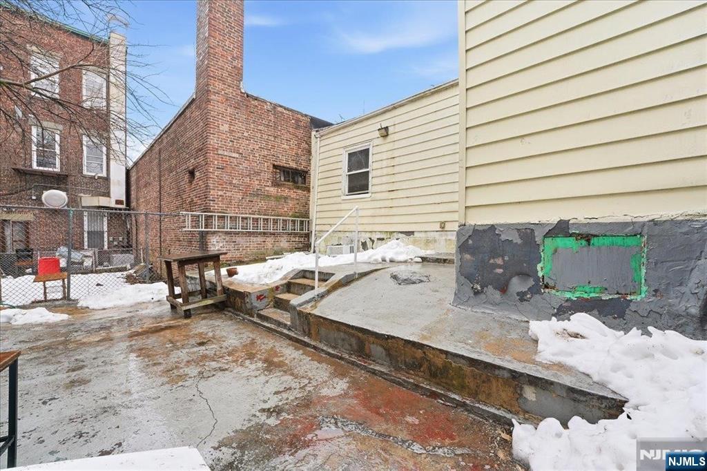 509 Monastery Place Union City, NJ 07087 - Photo 30 of 49