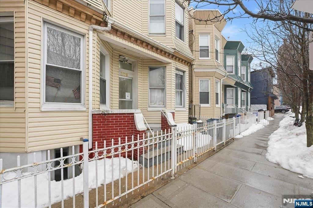 509 Monastery Place Union City, NJ 07087 - Photo 43 of 49