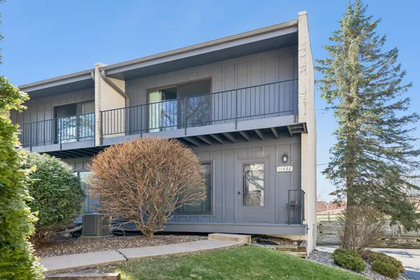 $274,000 | 11432 Minnetonka Mills Road, Minnetonka, MN 55305