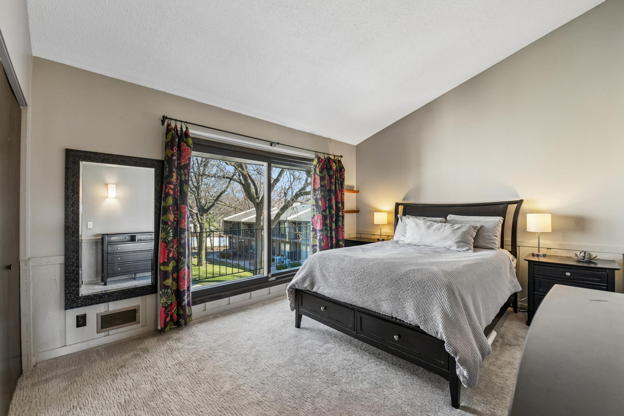 11432 Minnetonka Mills Road Minnetonka, MN 55305 - Photo 20 of 33