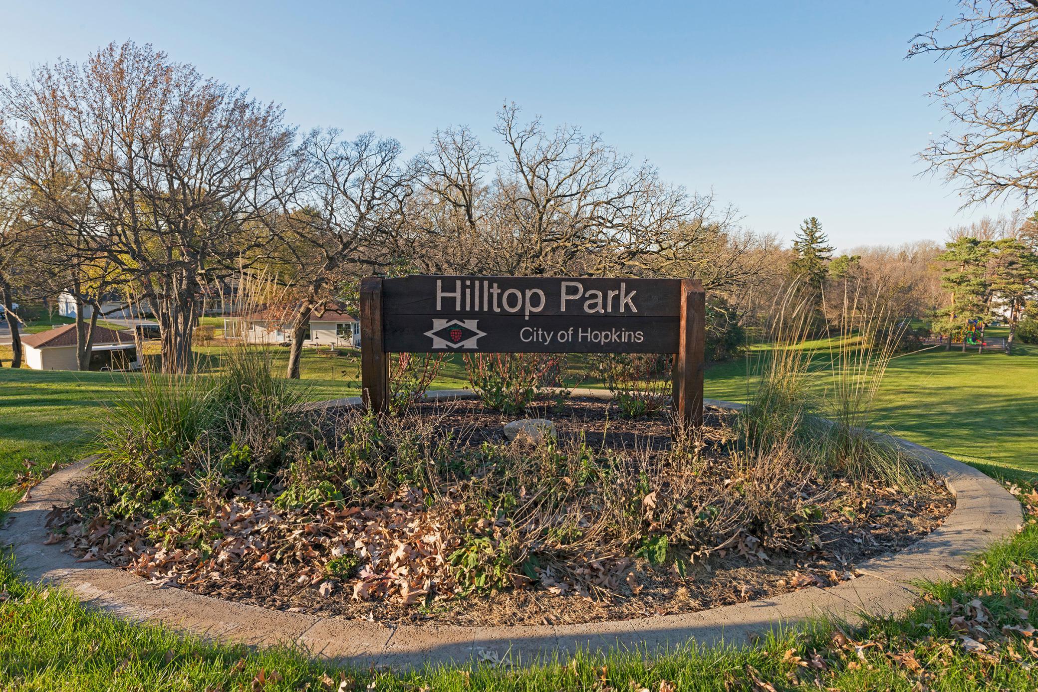 11432 Minnetonka Mills Road Minnetonka, MN 55305 - Photo 32 of 33