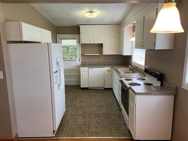 403 Redwood Road Bristol, TN 37620 - Photo 6 of 15 6