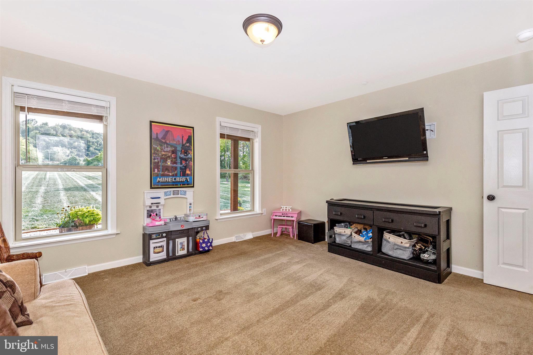 14450 Edgemont Road Smithsburg, MD 21783 - Photo 19 of 55 Gallery Image 19