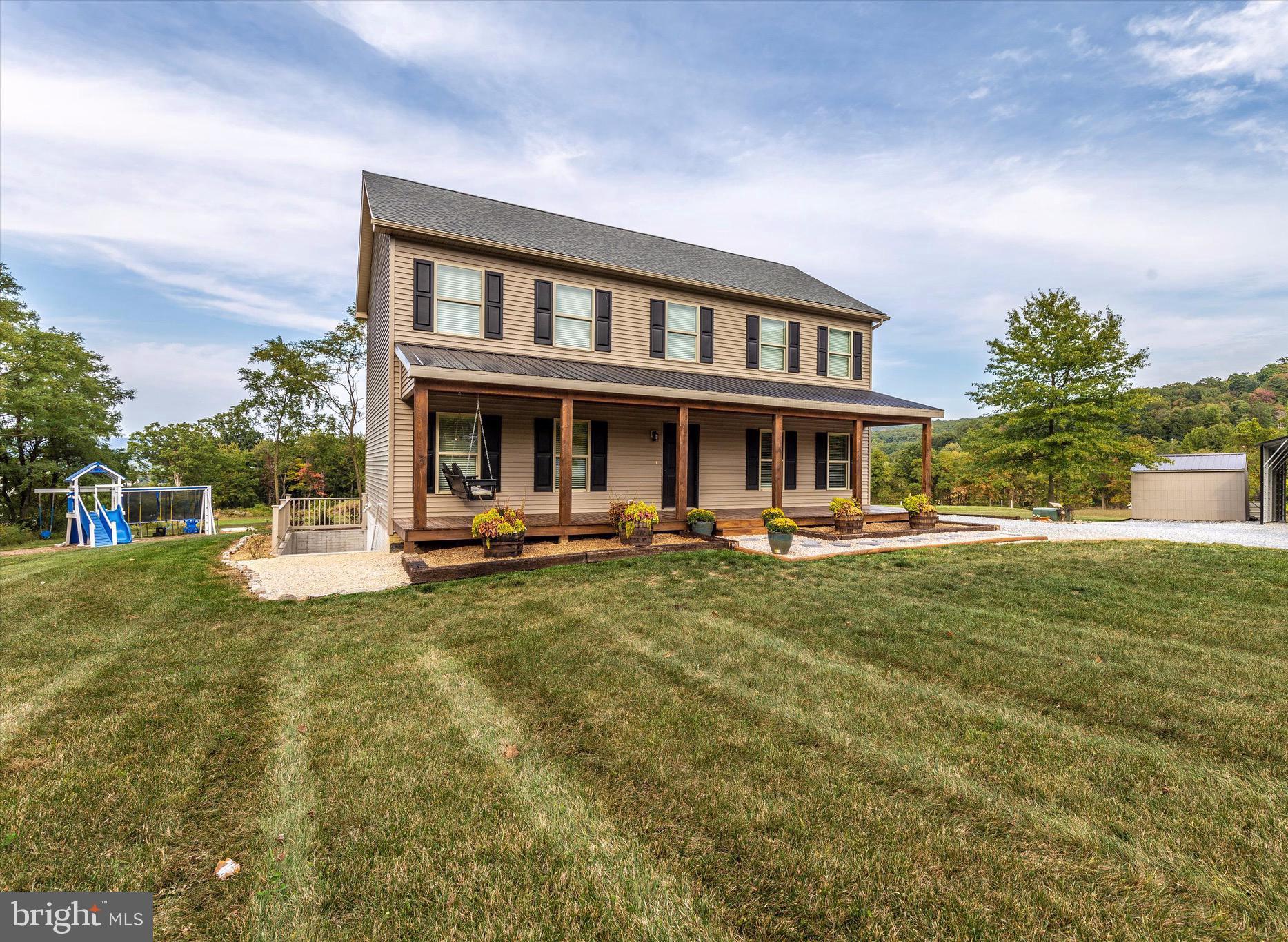 14450 Edgemont Road Smithsburg, MD 21783 - Photo 3 of 55 Gallery Image 3