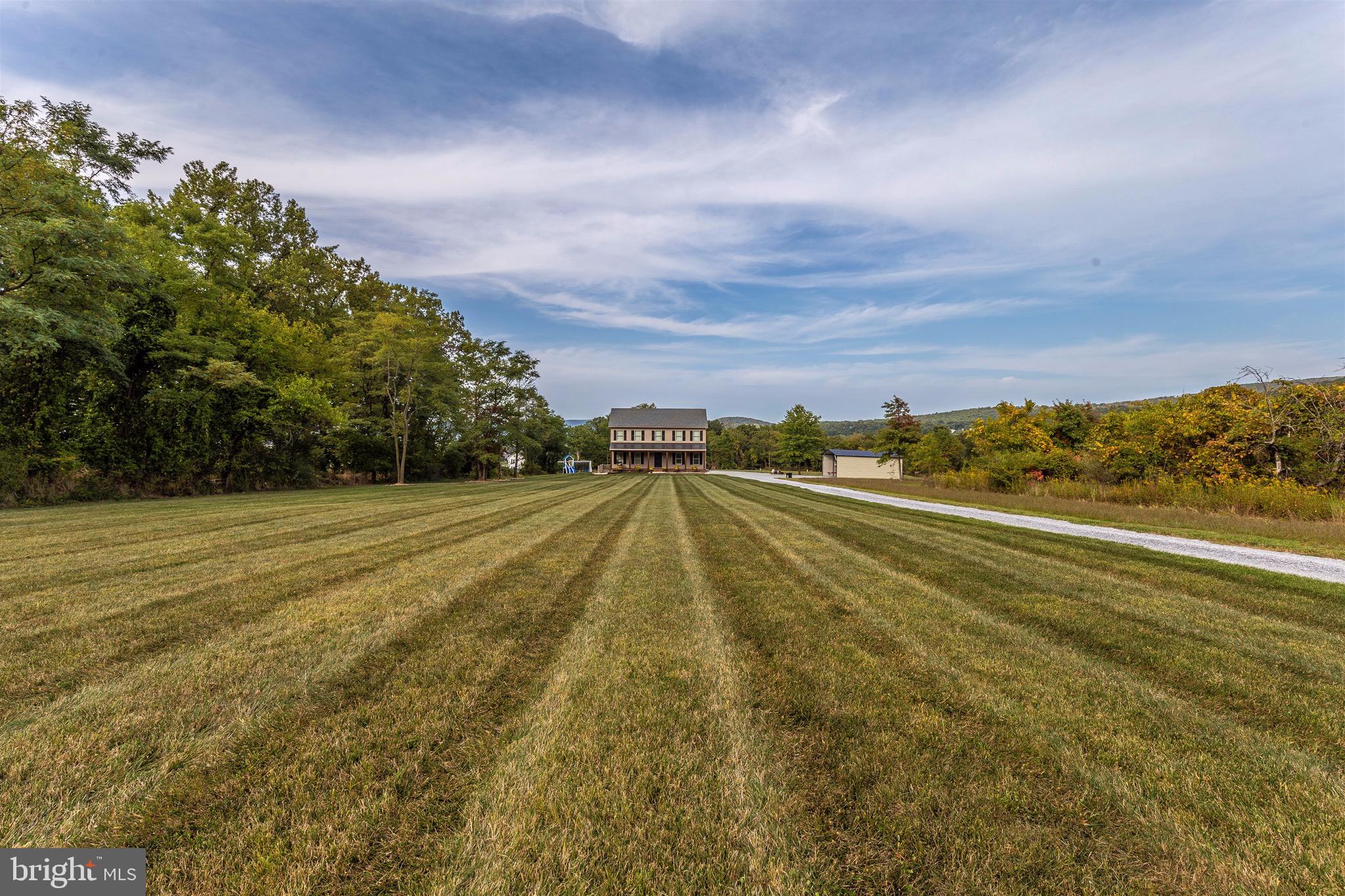 14450 Edgemont Road Smithsburg, MD 21783 - Photo 5 of 55 Gallery Image 5