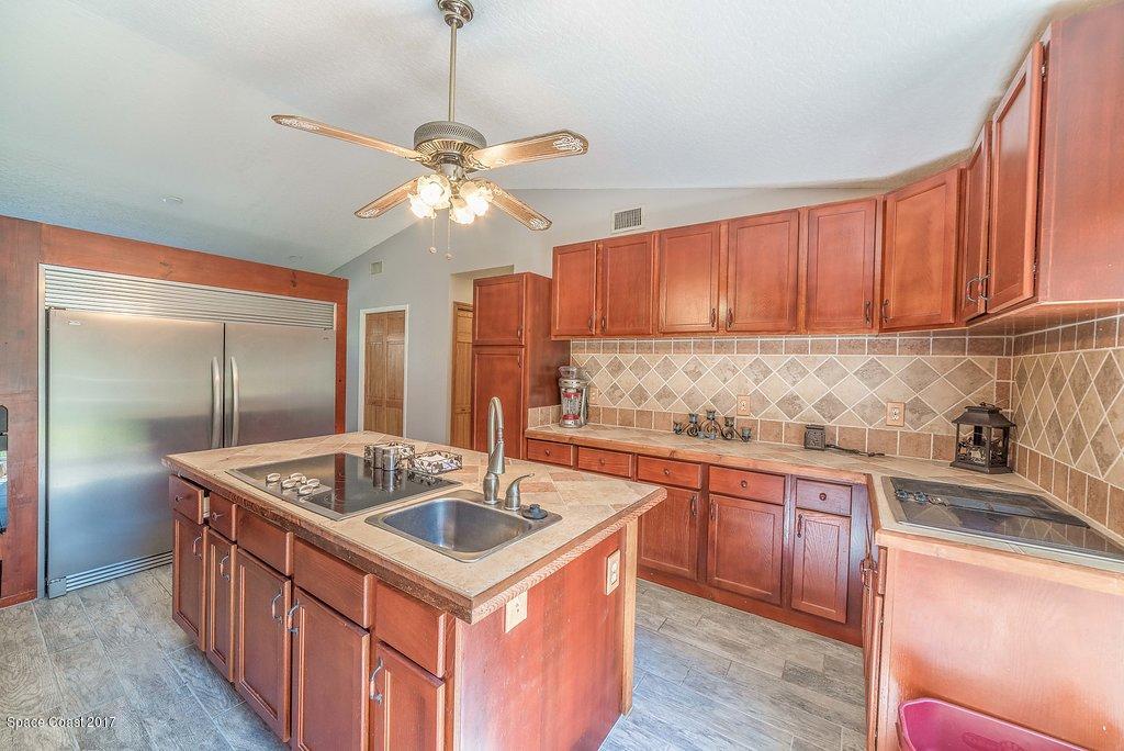 991 Wild Pine Road Mims, FL 32754 - Photo 14 of 51 JCP_0354-HDR