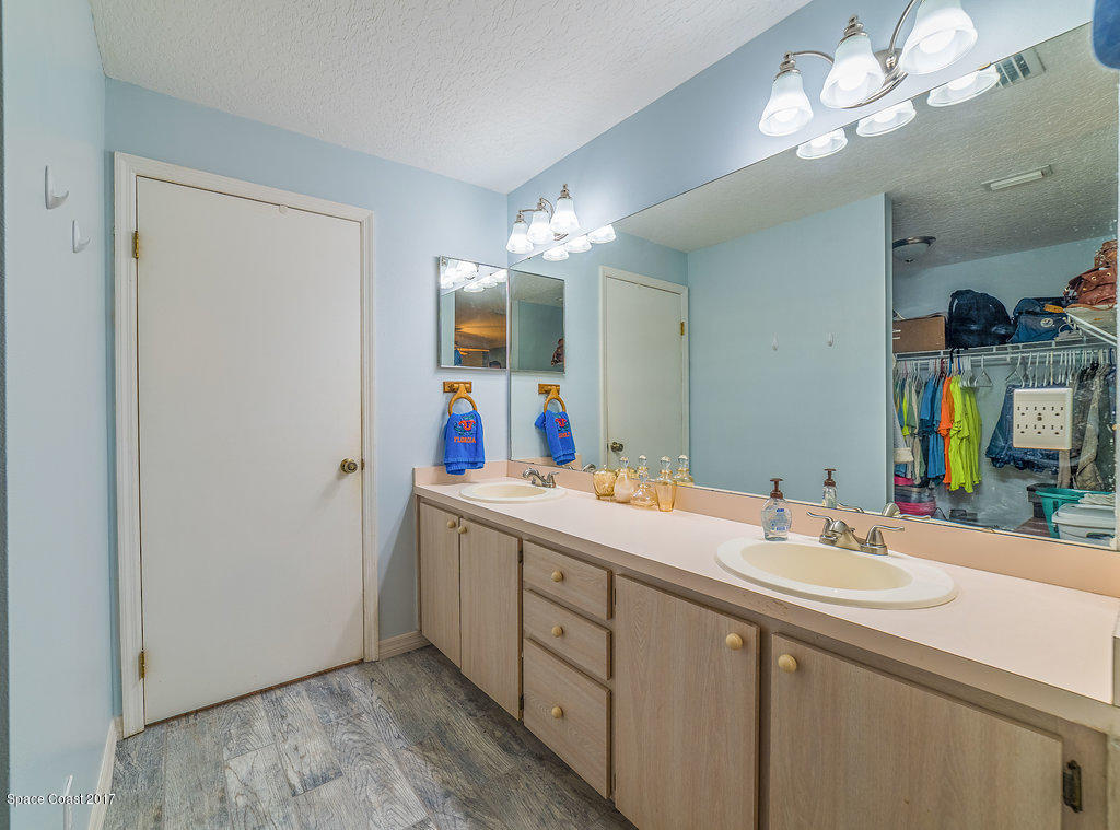 991 Wild Pine Road Mims, FL 32754 - Photo 21 of 51 JCP_0399-HDR