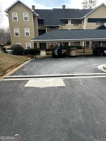 $325,000 | 92 Glen Eagle Court, Unit B301, Clayton, GA 30525