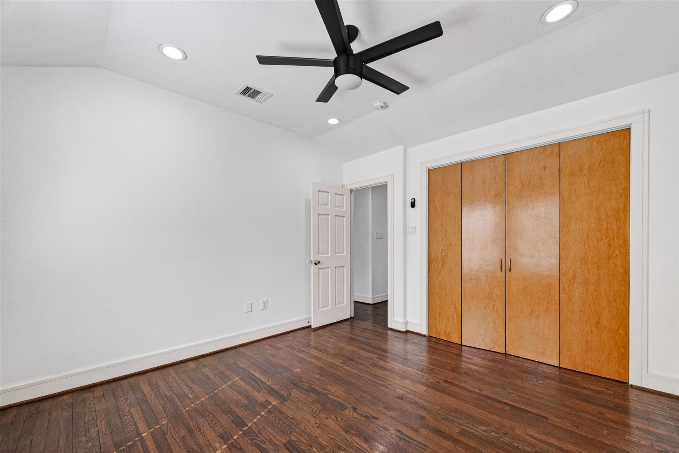 7030 Sidney Street Houston, TX 77021 - Photo 22 of 32