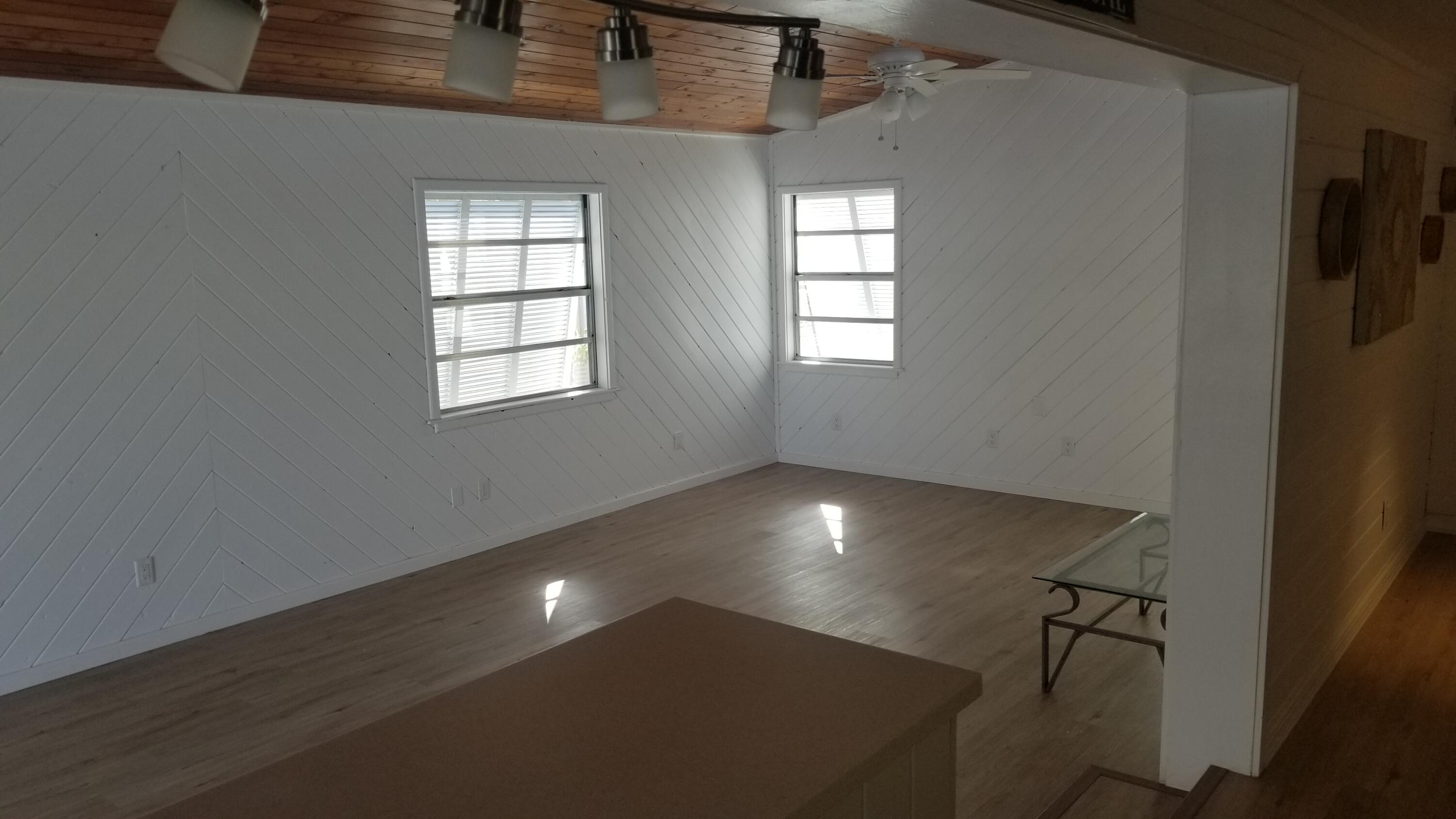 361 Vaca Road Key Largo, FL 33037 - Photo 13 of 18 entertainment room