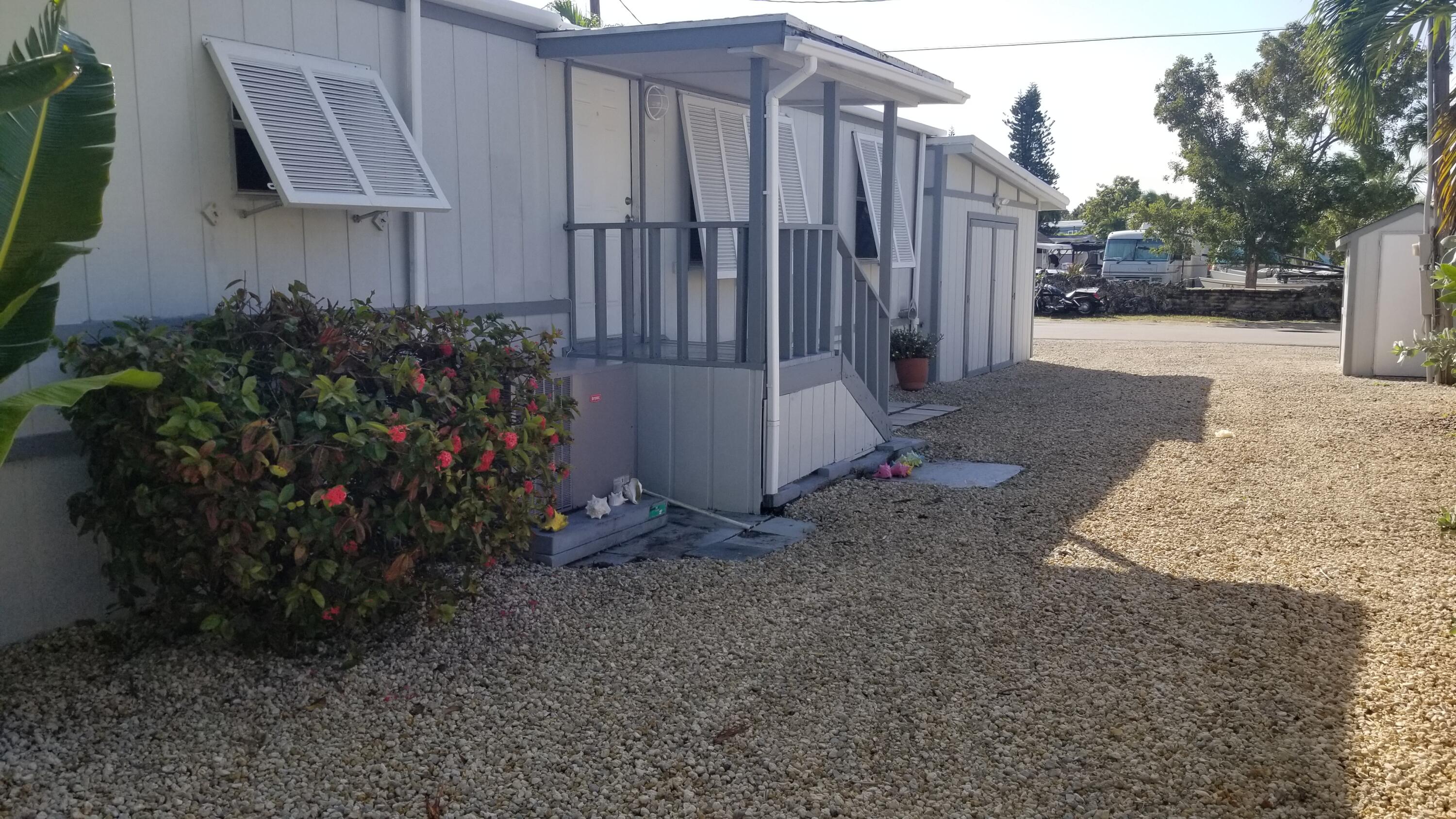 361 Vaca Road Key Largo, FL 33037 - Photo 2 of 18 side