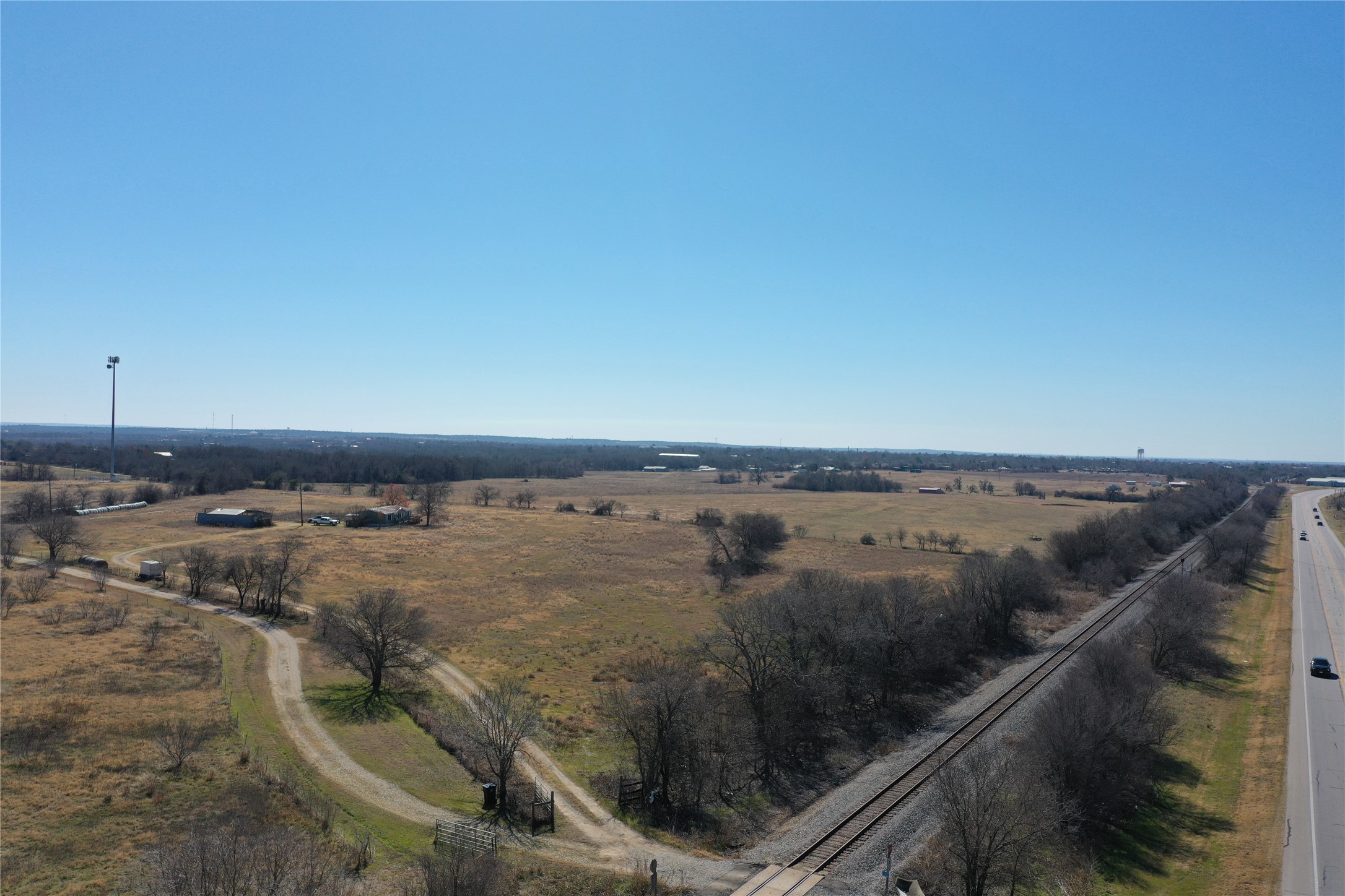 915 State Highway 95, Unit A Elgin, TX 78621 - Photo 2 of 20