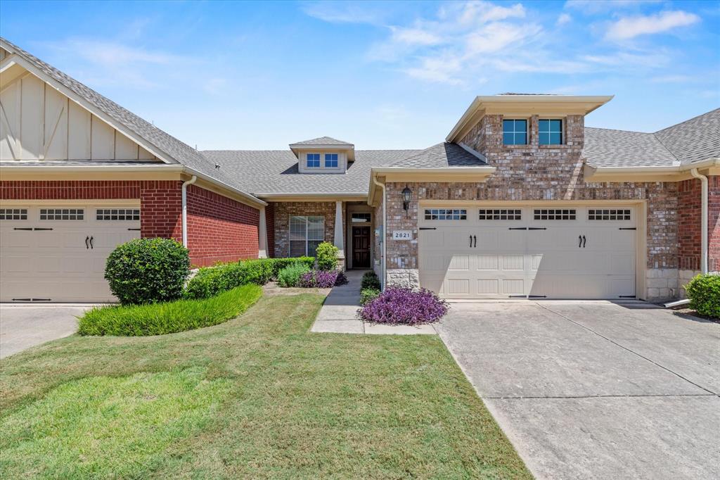 2821 Fordham Road Plano, TX 75025 - Photo 2 of 40 a front view of a house with yard