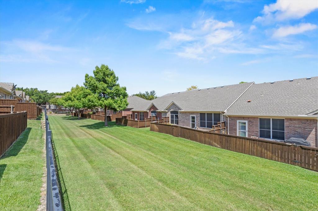 2821 Fordham Road Plano, TX 75025 - Photo 31 of 40 a view of a house with a big yard
