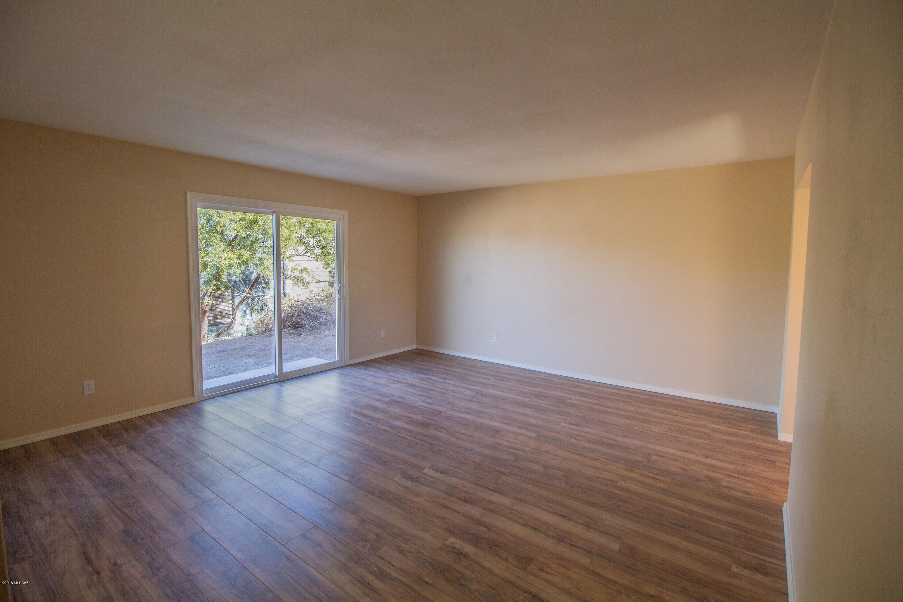 3510 South Mission Road, Unit D Tucson, AZ 85713 - Photo 7 of 19
