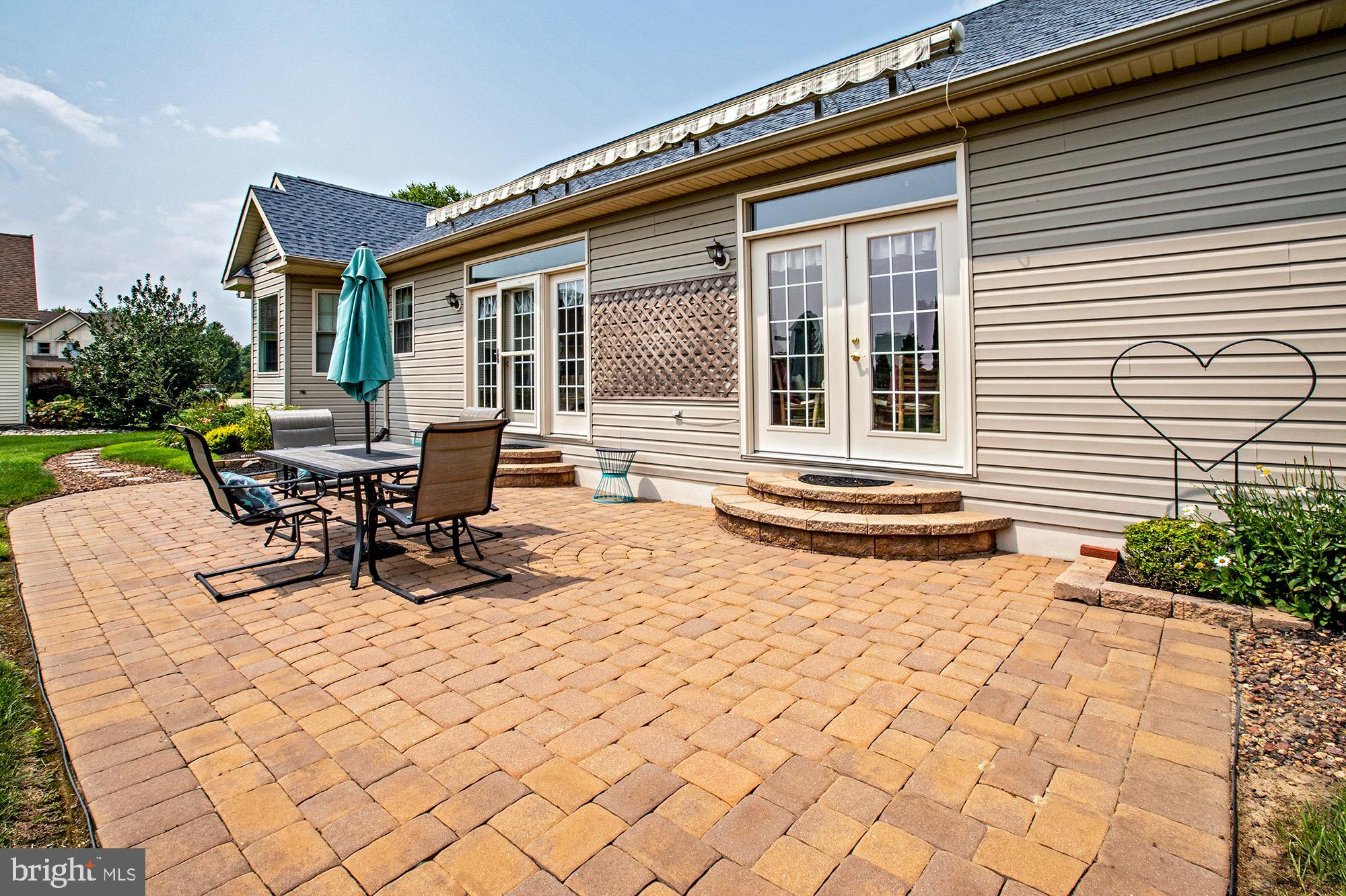 7 Meghans Way Pennsville, NJ 08070 - Photo 3 of 30 a view of a house with sitting area