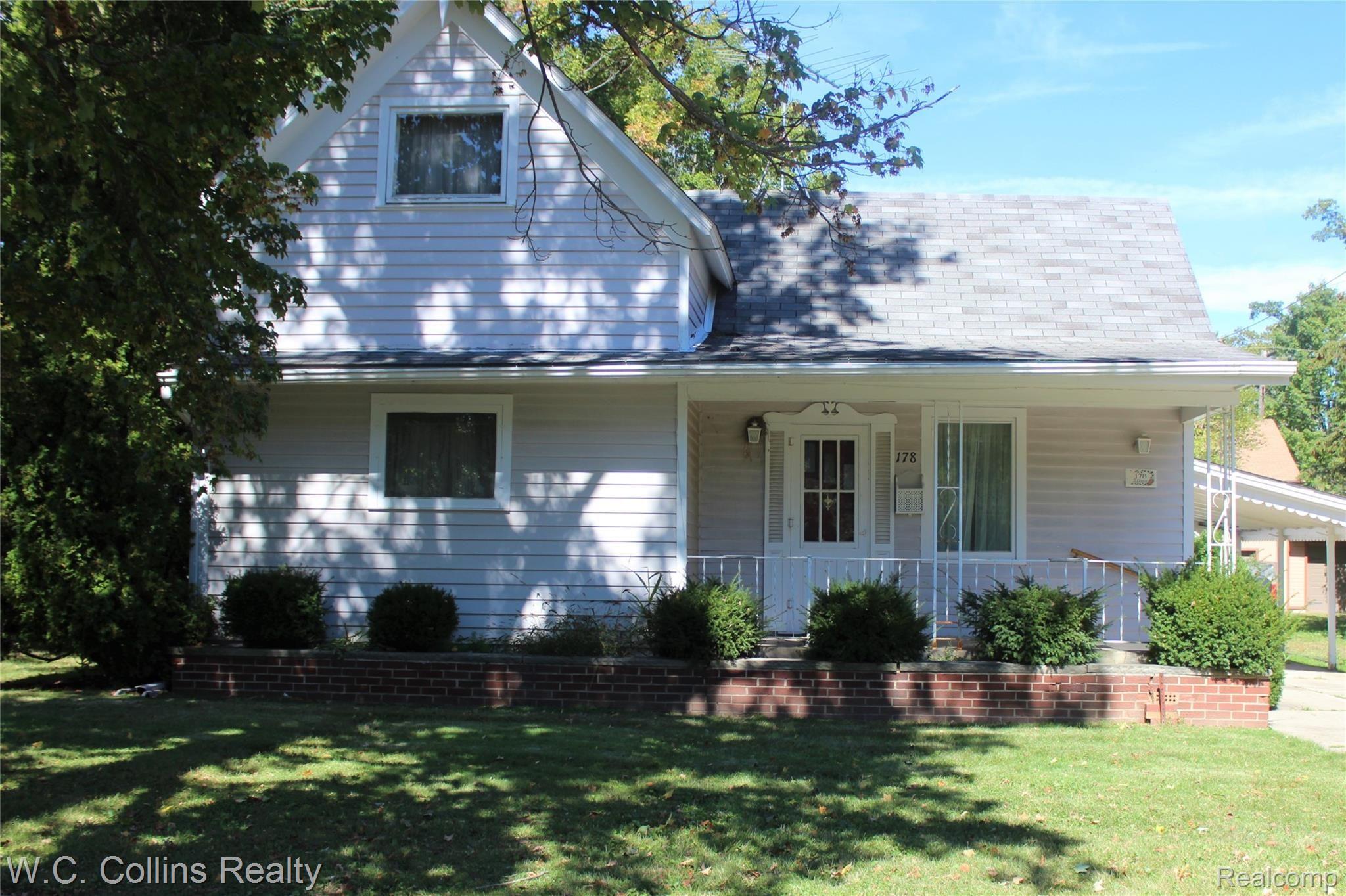 178 Tillson Street Romeo, MI 48065 - Photo 1 of 18 1 Front.JPG