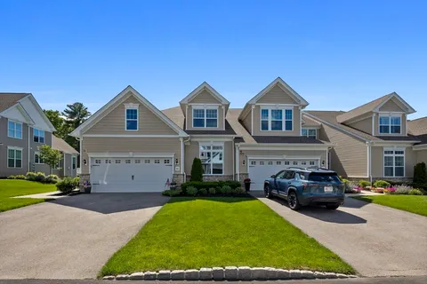 $895,000 | 85 Phoebe Street, Unit 46, Methuen, MA 01844