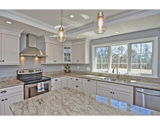 34 Revere Road Woburn, MA 01801 - Photo 3 of 26 Gallery Image 3