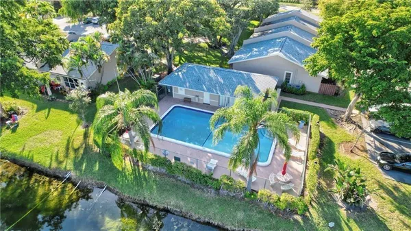 $2,350 | 834 Banks Road, Coconut Creek, FL 33063