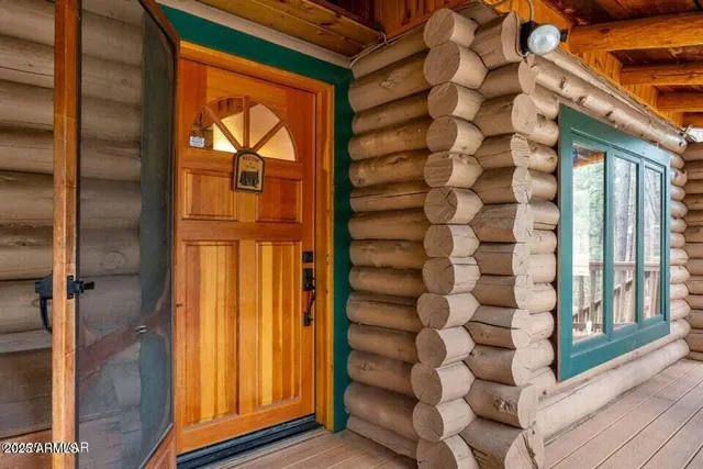 a view of an entryway