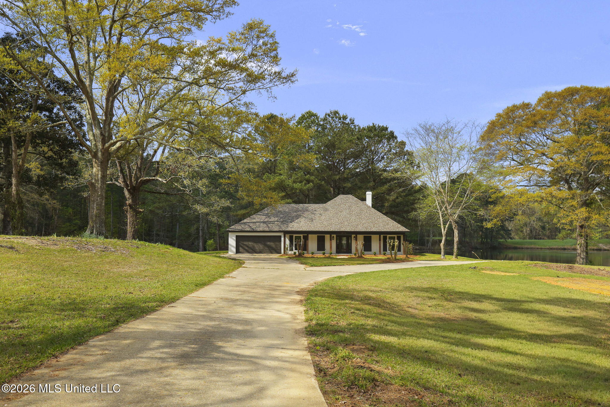 3079 Shiloh Road Pelahatchie, MS 39145 - Photo 3 of 81 3-web-or-mls-3079 Shiloh-3