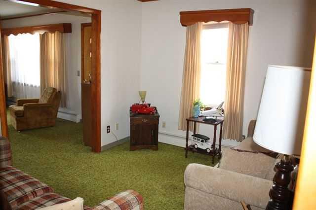 378 Foster Road Auburn, ME 04210 - Photo 9 of 16 Living Room.