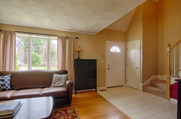 31 Andrews Farm Road Boxford, MA 01921 - Photo 4 of 27