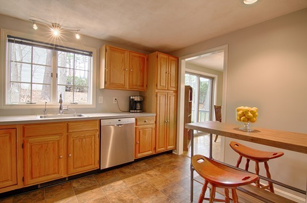 31 Andrews Farm Road Boxford, MA 01921 - Photo 10 of 27