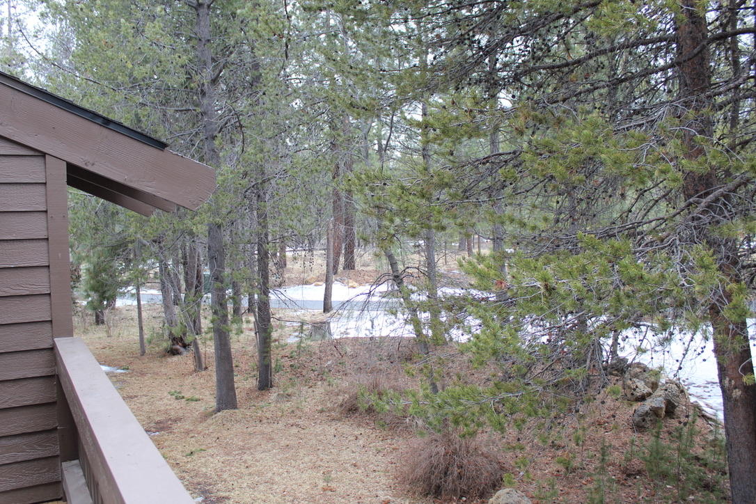57389-38c1 Beaver Ridge Loop Sunriver, OR 97707 - Photo 19 of 23 20-deckd-R38.