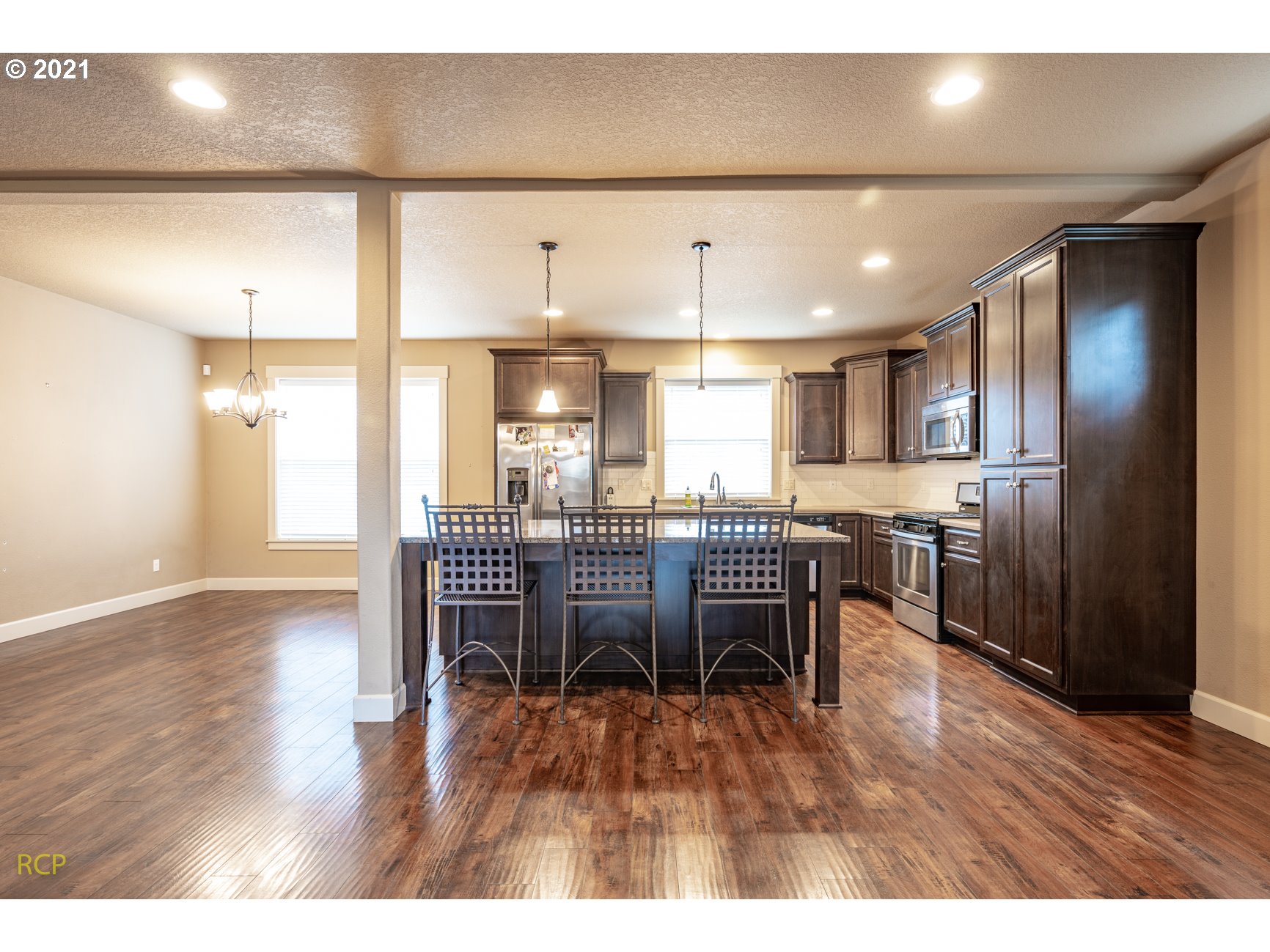 14687 South Thayer Road Oregon City, OR 97045 - Photo 2 of 19 Gallery Image 2