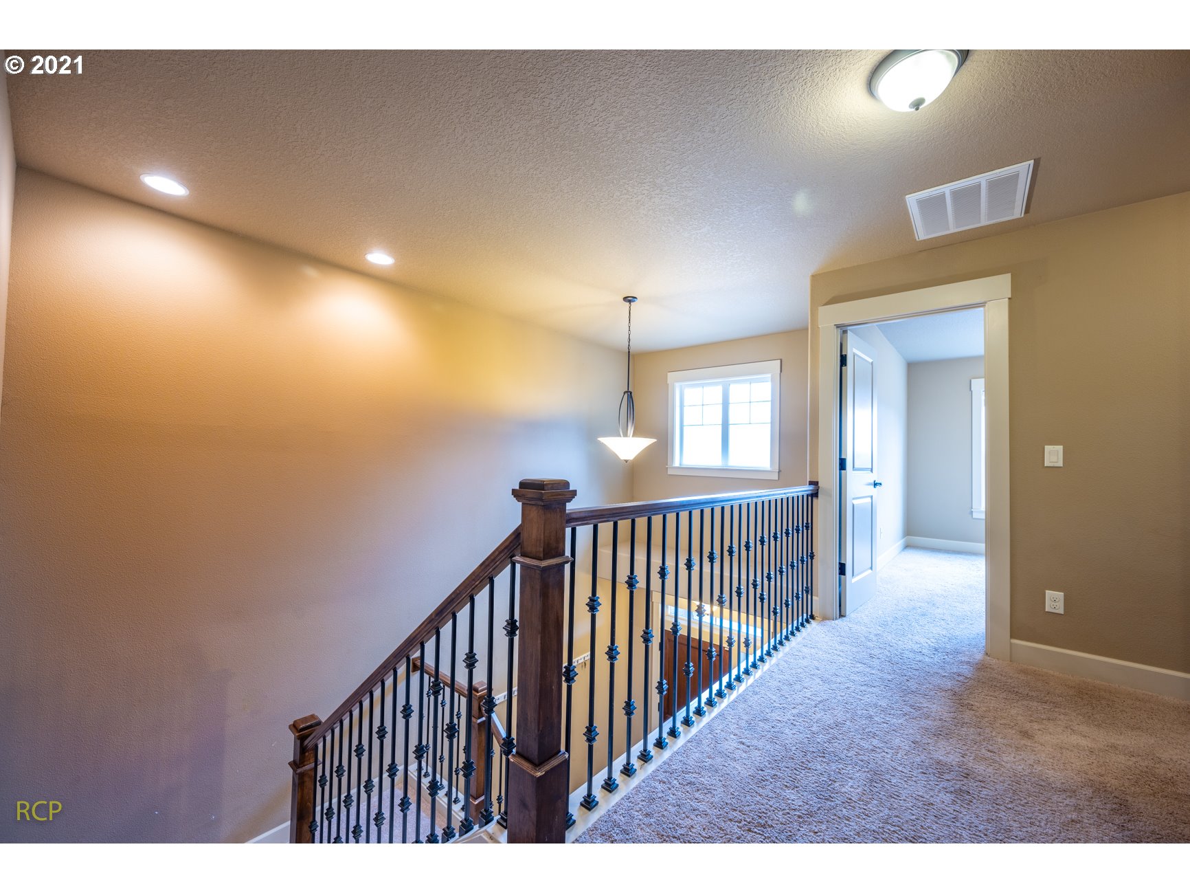14687 South Thayer Road Oregon City, OR 97045 - Photo 16 of 19 Gallery Image 16