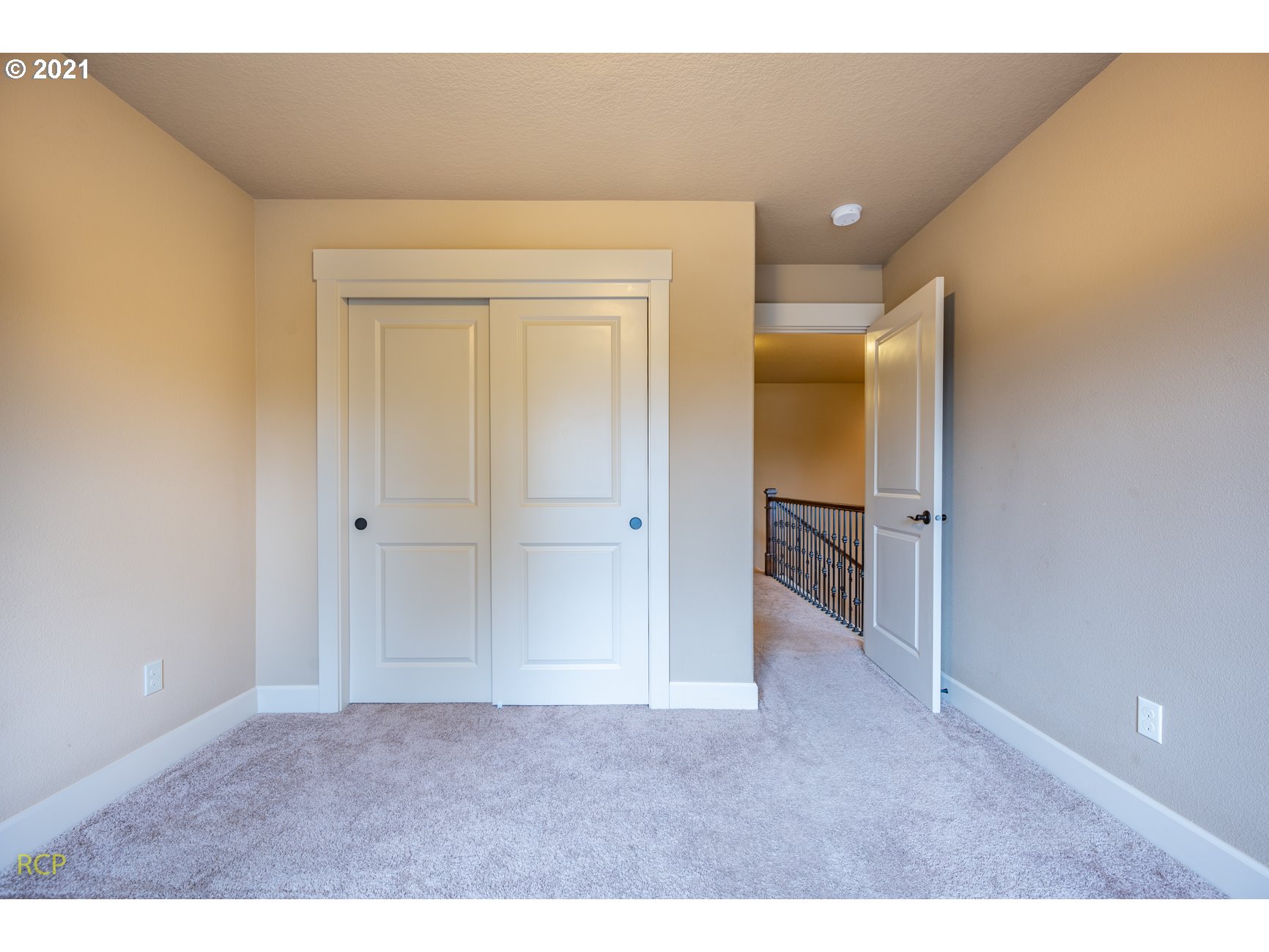 14687 South Thayer Road Oregon City, OR 97045 - Photo 7 of 19 Gallery Image 7