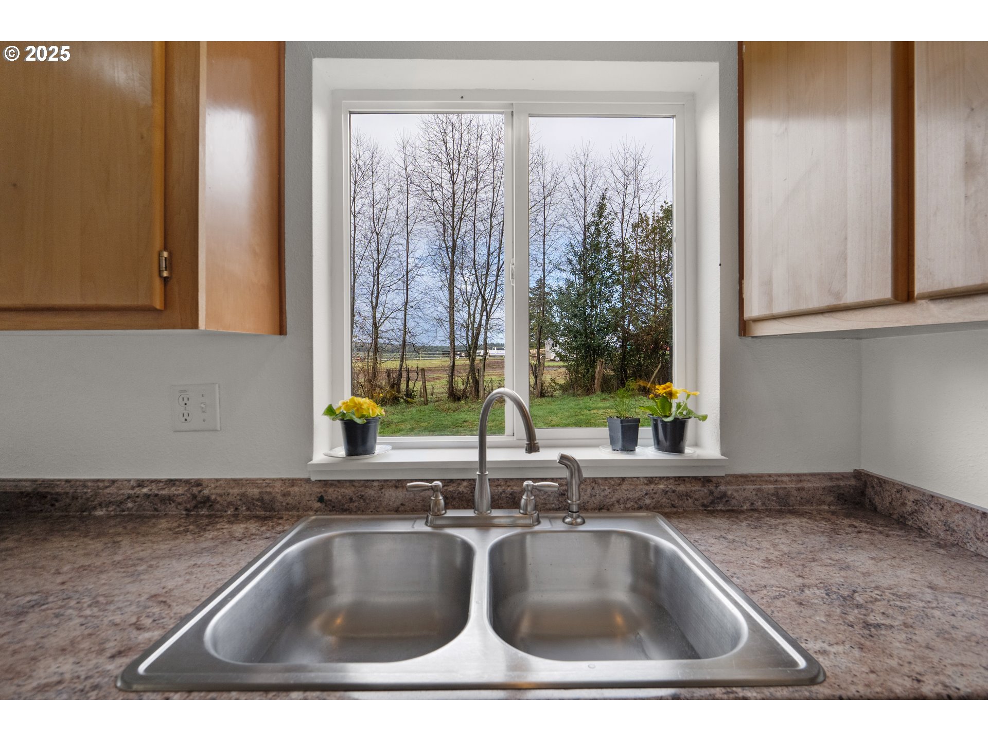 92976 Knappa Dock Road Astoria, OR 97103 - Photo 8 of 24 Gallery Image 8