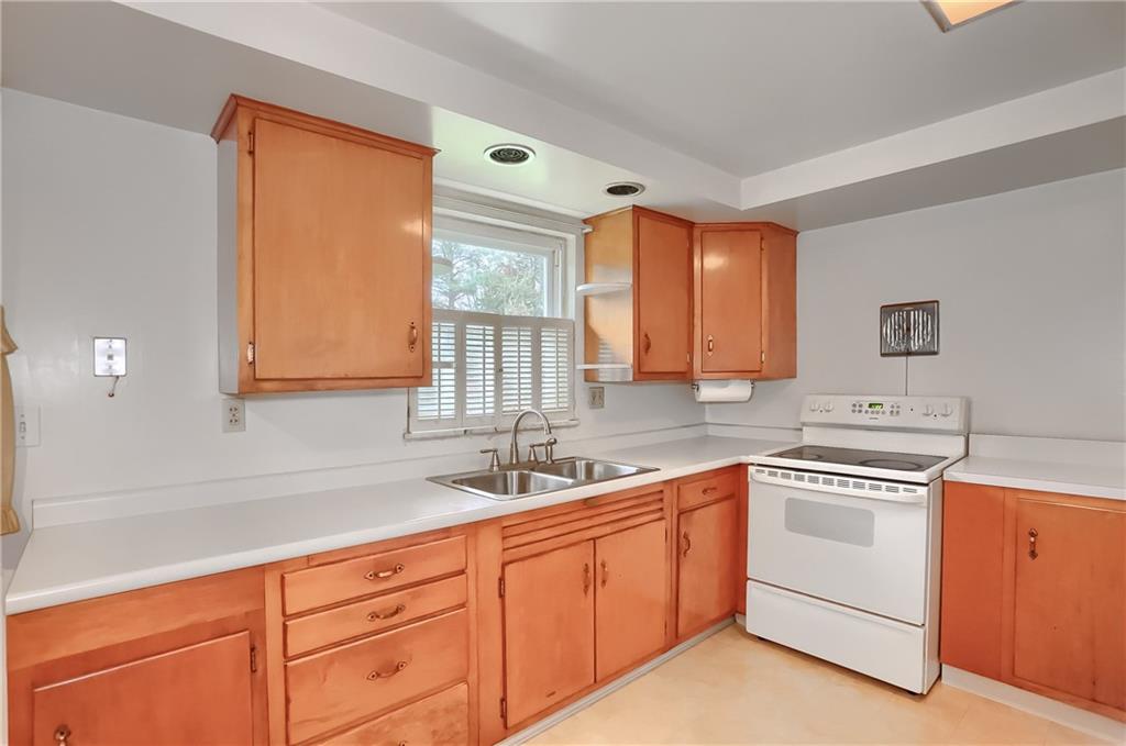 184 Florence Road New Brighton, PA 15066 - Photo 12 of 38 Gallery Image 12