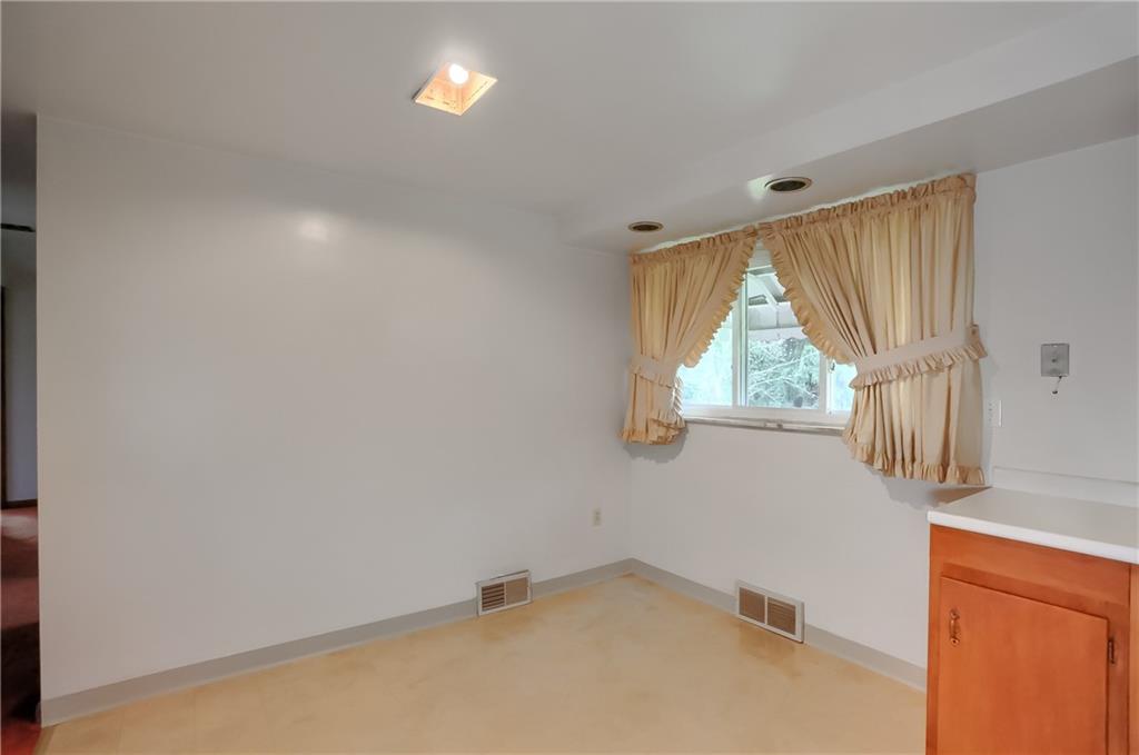 184 Florence Road New Brighton, PA 15066 - Photo 17 of 38 Gallery Image 17