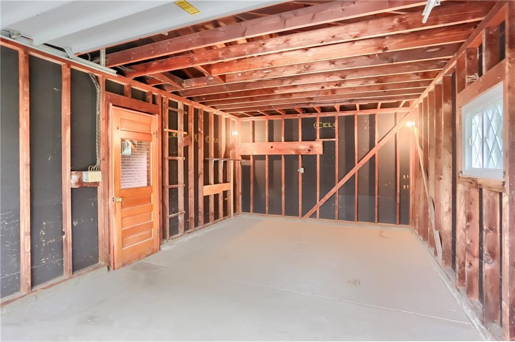 184 Florence Road New Brighton, PA 15066 - Photo 10 of 38 Gallery Image 10