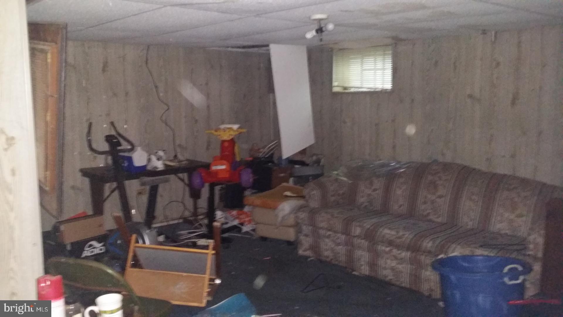 1102 Ward Street Chester, PA 19013 - Photo 2 of 27