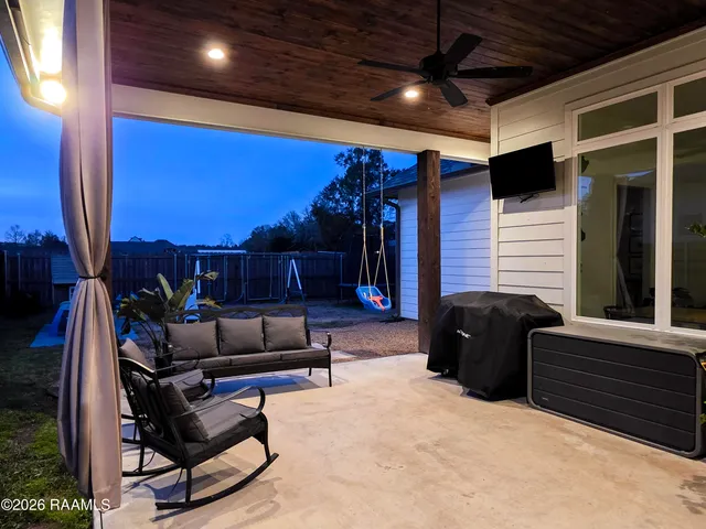 $385,000 | 215 Timber Mill Street, Lafayette, LA 70508