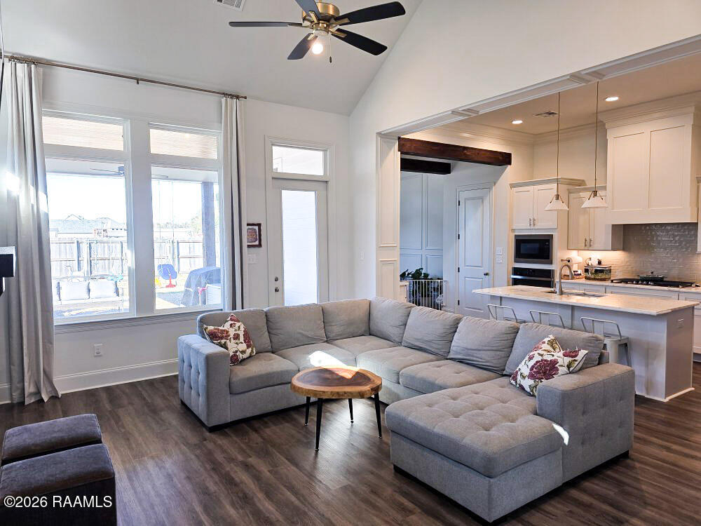 215 Timber Mill Street Lafayette, LA 70508 - Photo 5 of 31 LivingToKitchen