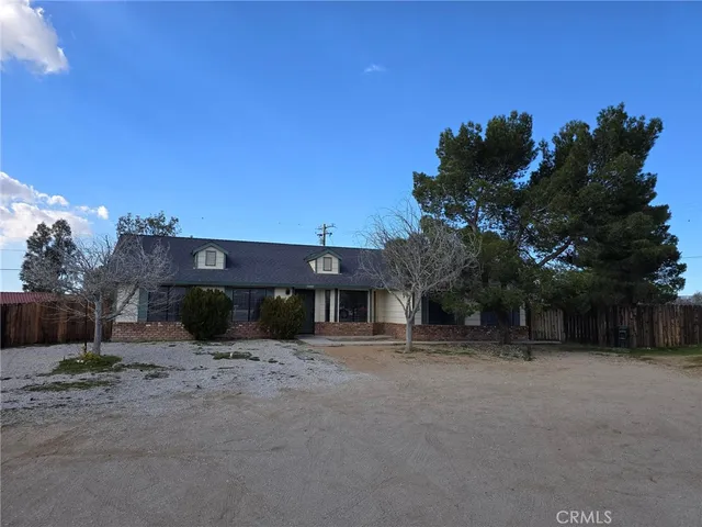 $375,000 | 16488 Arcata Lane, Apple Valley, CA 92307